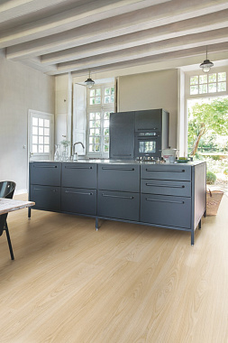 Ламинат Quick-Step Classic Plus Hydro Дуб светлый натуральный премиум CLH4094 1200х190х8мм 32 класс 1,596кв.м