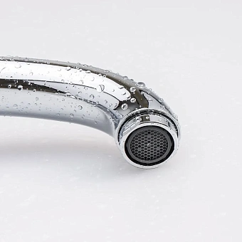 Смеситель для кухни Maxonor MN4325 поворотный излив хром