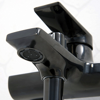 Смеситель для ванны WASSERKRAFT Glan 6601 чёрный (глянцевый)