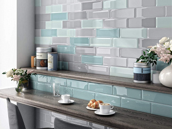 Настенная плитка KERAMA MARAZZI 9025 розовый светлый грань 8,5х28,5см 0,97кв.м. глянцевая