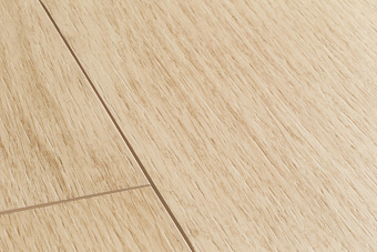 Виниловый ламинат Quick-Step ДУБ СВЕТЛЫЙ ОТБОРНЫЙ BAGP40032 1256х194х2,5мм 33 класс 3,655кв.м
