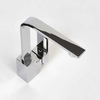Смеситель для кухни WASSERKRAFT Alme 1507 поворотный излив хром