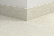 Плинтус Quick-Step 2400х77х14мм Дуб морозный QSPSKR05798