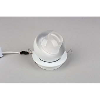 Светильник точечный встраиваемый Omnilux Mantova OML-103009-08 8Вт LED