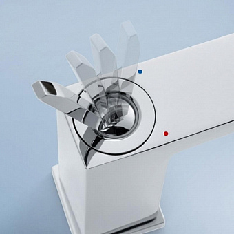 Смеситель для раковины GROHE Eurocube Joy 23658000 хром
