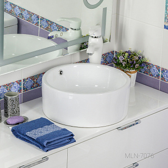 Раковина накладная MELANA 7076-805 42х42см