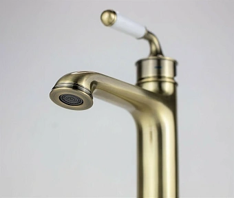 Смеситель для раковины ESKO PRAGUE PG 26 матовая бронза