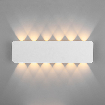 Светильник настенный Elektrostandard Angle a055777 40139/1 12Вт LED