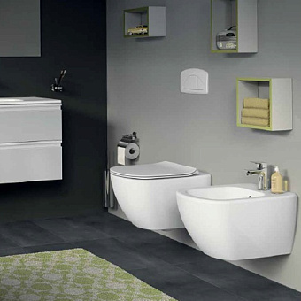Унитаз подвесной IDEAL STANDARD Tesi AquaBlade T007901 безободковый без сиденья