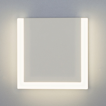 Светильник настенный Eurosvet Radiant 40146/1 LED белый 10Вт LED