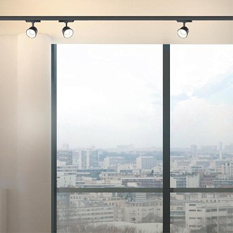 Трековый светильник Novotech PORT 358718 10Вт LED чёрный для трёхфазного трека