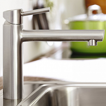 Смеситель для кухни GROHE Concetto 31128DC1 поворотный излив хром
