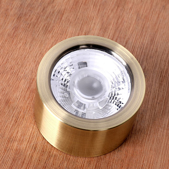 Светильник точечный накладной Favourite Deorsum 2806-1U 7Вт LED