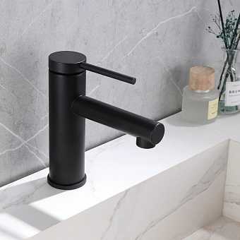 Смеситель для раковины Abber Emotion AF8810B чёрный матовый