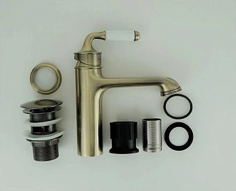 Смеситель для раковины ESKO PRAGUE PG 26 матовая бронза