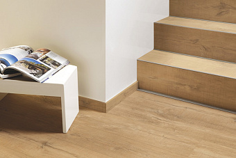 Лестничный профиль угловой Quick-Step QSVSTPINGLUE 2000х25х25мм