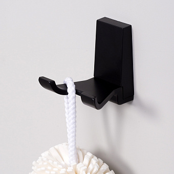 Крючок WASSERKRAFT Abens K-3223D чёрный (матовый)