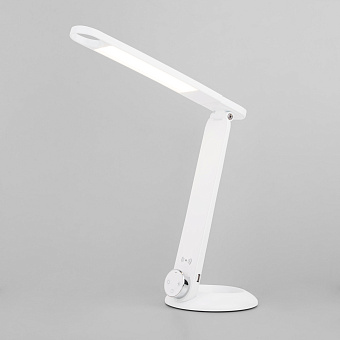 Настольная лампа Eurosvet Action 80428/1 белый 8Вт LED