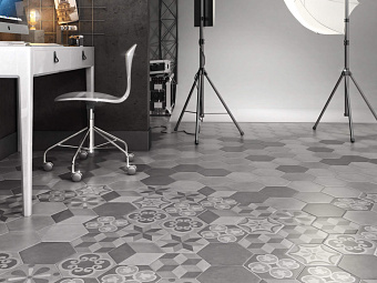 Матовый керамогранит KERAMA MARAZZI Пуату SG23029N серый светлый 20х23,1см 0,76кв.м.