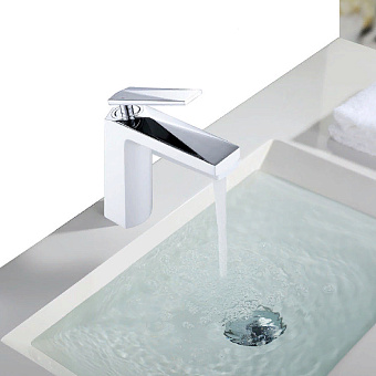 Смеситель для раковины Boheme Venturo 371-W белый/хром