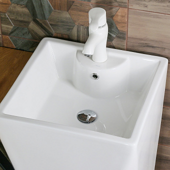 Раковина напольная MELANA B156-805 47х47см