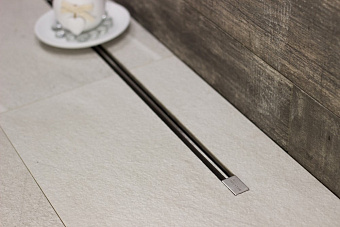 Щелевой душевой трап Pestan Confluo Slim Line 850 94,8х11,6см горизонтальный сток