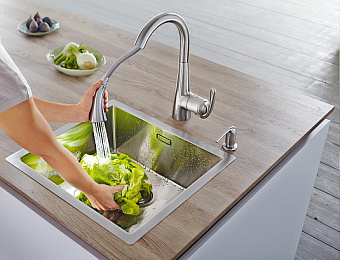 Смеситель для кухни GROHE Zedra 32294SD1 выдвижной излив хром