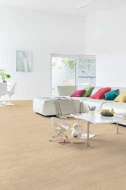 Виниловый ламинат Quick-Step ДУБ СВЕТЛЫЙ ОТБОРНЫЙ BAGP40032 1256х194х2,5мм 33 класс 3,655кв.м