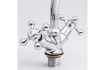 Смеситель для кухни Maxonor MN4908 поворотный излив хром