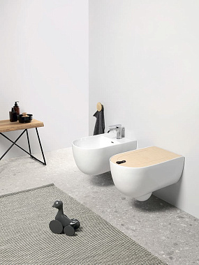 Унитаз подвесной ArtCeram THE ONE THV001 01 00 безободковый без сиденья