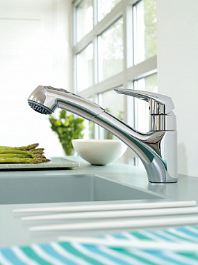 Смеситель для кухни GROHE Eurodisc 32257001 поворотный излив хром