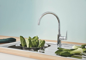 Смеситель для кухни GROHE BauCurve 31231001 высокий излив хром